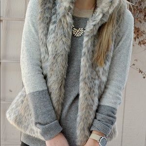 Banana Republic Leopard Print Faux Fur Vest - M